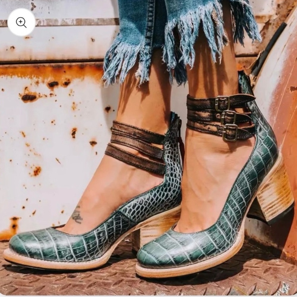 Freebird Randi Turquoise Croco
